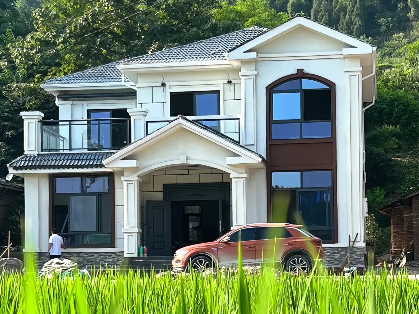 两层欧式乡墅案例